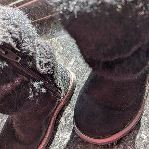 Toddler girls fuzzy boots